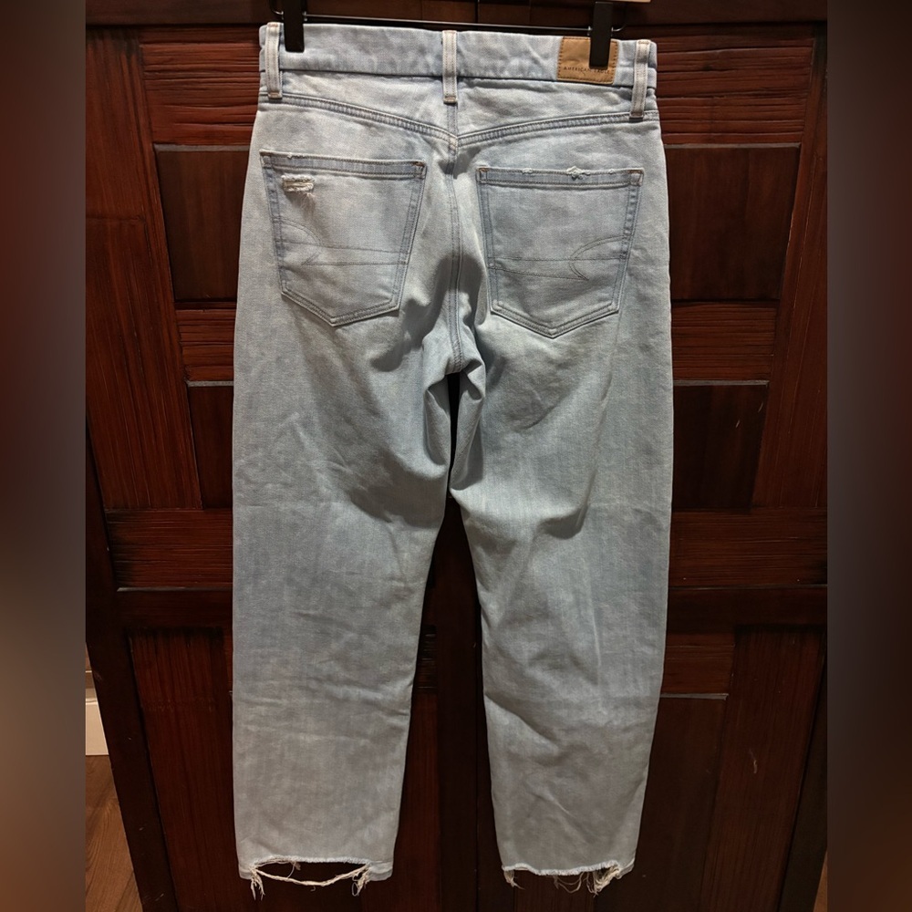 American Eagle Outfitters Light Blue Women's Straight Leg Jeans - Picture 7 of 10